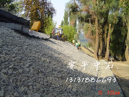 护坡施工4.jpg